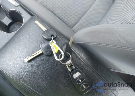 2014 Hyundai Sonata Gls z USA, uszkodzony, nr VIN 5NPEB4AC6EH884455